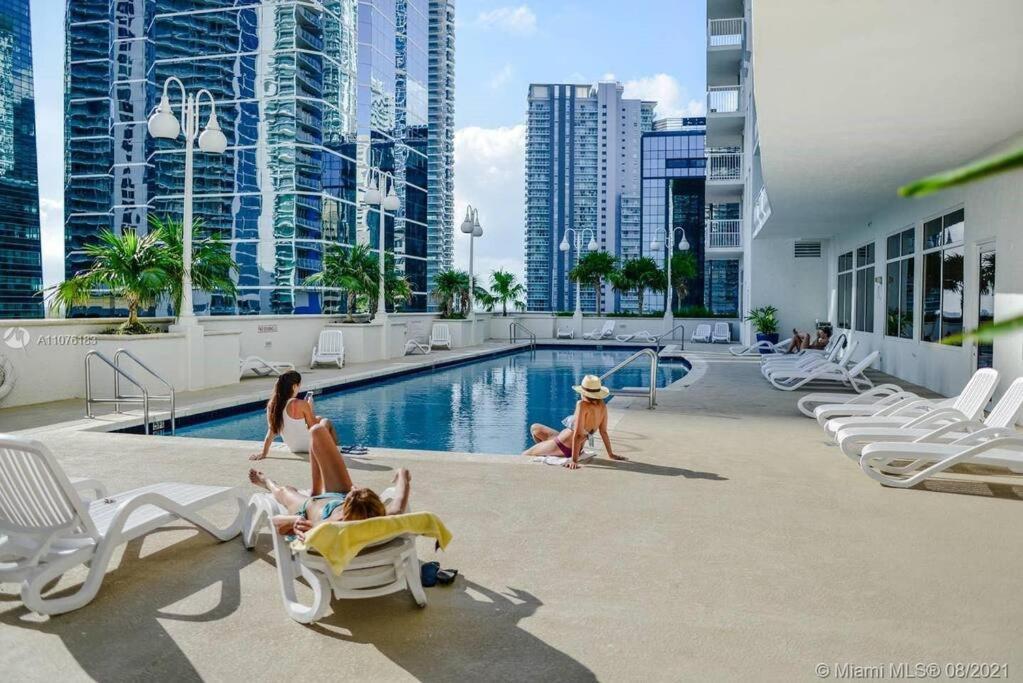 Apartamento Ocean View 35Th Floor, In The Heart Of Miami Exterior foto