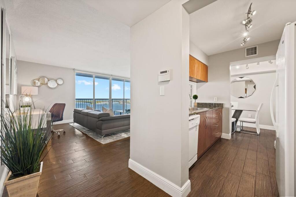 Apartamento Ocean View 35Th Floor, In The Heart Of Miami Exterior foto