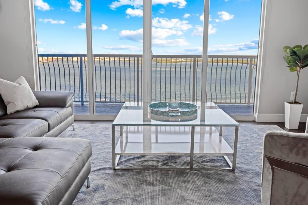 Apartamento Ocean View 35Th Floor, In The Heart Of Miami Exterior foto